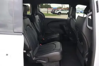 Chrysler Pacifica 2026 Select 4dr Mini-Van