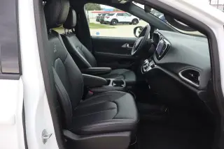 Chrysler Pacifica 2026 Select 4dr Mini-Van