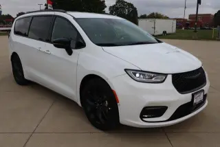 Chrysler Pacifica 2026 Select 4dr Mini-Van