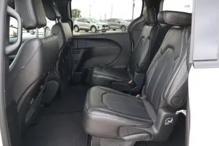 Chrysler Pacifica 2026 Select 4dr Mini-Van