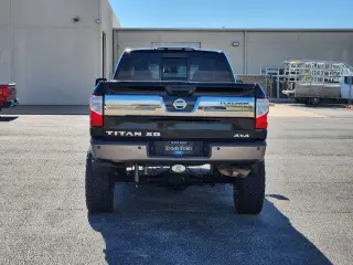Nissan Titan XD 2018 4x4 Platinum Reserve 4dr Crew Cab (Diesel)
