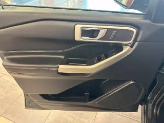 Ford Explorer 2022 AWD XLT 4dr SUV