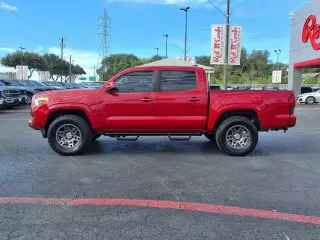Toyota Tacoma 2019 4x4 TRD Pro 4dr Double Cab 5.0 ft SB 6M