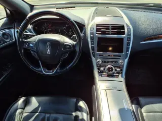 Lincoln MKZ 2019 AWD Reserve II 4dr Sedán