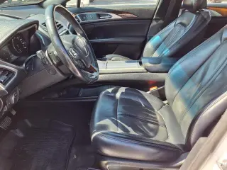 Lincoln MKZ 2019 AWD Reserve II 4dr Sedán
