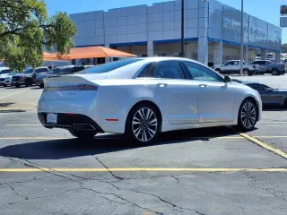 Lincoln MKZ 2019 AWD Reserve II 4dr Sedán