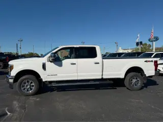 Ford F-350 Super Duty 2019 4x4 XLT 4dr Crew Cab 6.8 ft. SB SRW Pickup