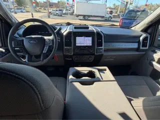 Ford F-350 Super Duty 2019 4x4 XLT 4dr Crew Cab 6.8 ft. SB SRW Pickup