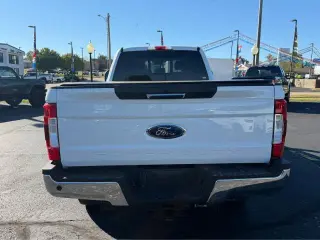 Ford F-350 Super Duty 2019 4x4 XLT 4dr Crew Cab 6.8 ft. SB SRW Pickup