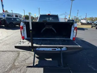 Ford F-350 Super Duty 2019 4x4 XLT 4dr Crew Cab 6.8 ft. SB SRW Pickup