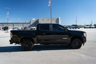 GMC Canyon 2022 4x2 Elevation 4 puertas Crew Cab SB 5 pies