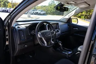 GMC Canyon 2022 4x2 Elevation 4 puertas Crew Cab SB 5 pies