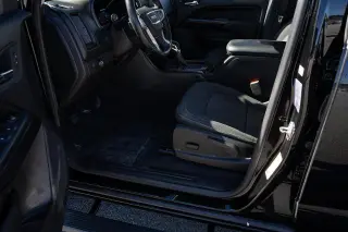 GMC Canyon 2022 4x2 Elevation 4 puertas Crew Cab SB 5 pies