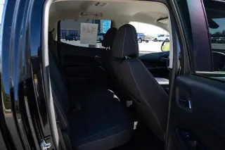 GMC Canyon 2022 4x2 Elevation 4 puertas Crew Cab SB 5 pies