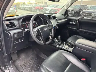 Toyota 4Runner 2021 AWD Nightshade Edition 4dr SUV