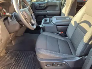 Chevrolet Silverado 1500 2024 4x4 Custom Trail Boss 4dr Crew Cab 5.8 ft. SB