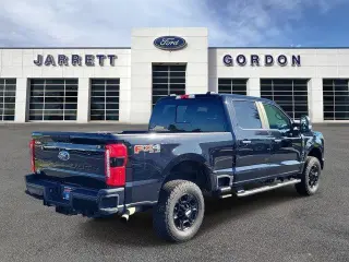 Ford F-250 Super Duty 2023 4x4 XL 4dr Crew Cab 8 ft. LB Pickup