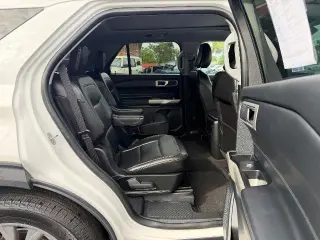 Ford Explorer 2023 XLT 4 SUV
