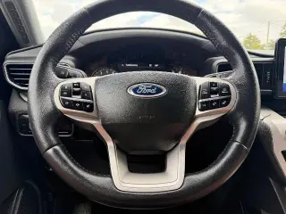 Ford Explorer 2023 XLT 4 SUV