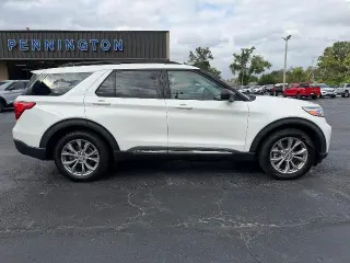 Ford Explorer 2023 XLT 4 SUV