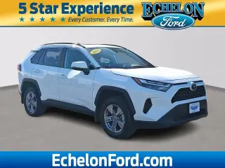 Toyota RAV4 2024 XLE 4dr SUV