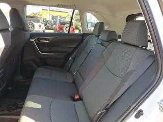 Toyota RAV4 2024 XLE 4dr SUV