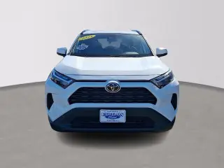 Toyota RAV4 2024 XLE 4dr SUV
