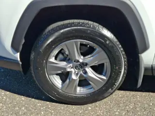 Toyota RAV4 2024 XLE 4dr SUV