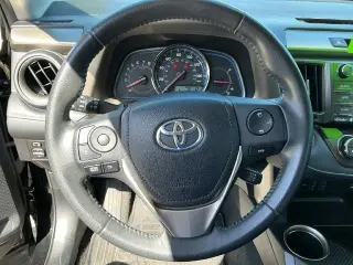 Toyota RAV4 2014 AWD Limited 4dr SUV
