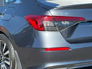 Honda Civic 2023 EX 4dr Sedan sin BSI