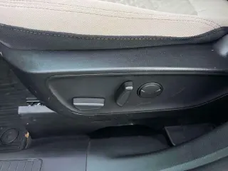 Ford Escape 2020 con tracción en las cuatro ruedas SE 4dr SUV