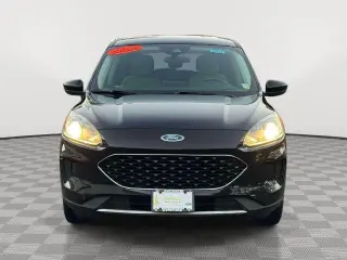 Ford Escape 2020 con tracción en las cuatro ruedas SE 4dr SUV