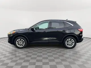 Ford Escape 2020 con tracción en las cuatro ruedas SE 4dr SUV