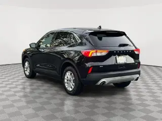 Ford Escape 2020 con tracción en las cuatro ruedas SE 4dr SUV