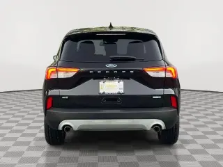Ford Escape 2020 con tracción en las cuatro ruedas SE 4dr SUV