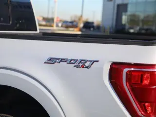 Ford F-150 2022 4x4 XLT 4dr SuperCrew 5.5 ft. SB