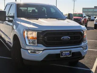 Ford F-150 2022 4x4 XLT 4dr SuperCrew 5.5 ft. SB