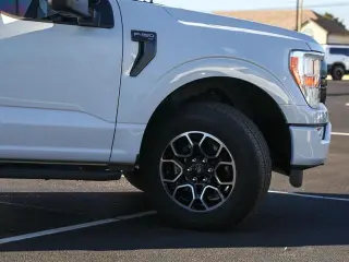 Ford F-150 2022 4x4 XLT 4dr SuperCrew 5.5 ft. SB