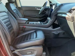 Ford Edge 2024 con tracción en las fouraz SEL 4dr SUV