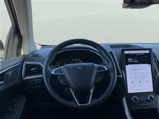Ford Edge 2024 con tracción en las fouraz SEL 4dr SUV