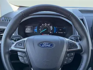 Ford Edge 2024 con tracción en las fouraz SEL 4dr SUV