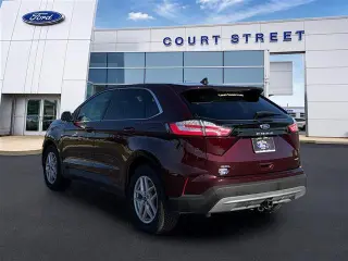 Ford Edge 2024 con tracción en las fouraz SEL 4dr SUV