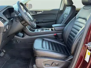 Ford Edge 2024 con tracción en las fouraz SEL 4dr SUV