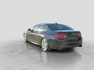 Sedán BMW 5 Series 2012 AWD 550i xDrive 4dr