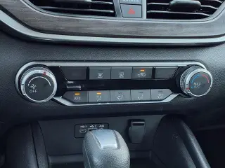 Nissan Altima 2025 2.5 SV 4dr Sedán