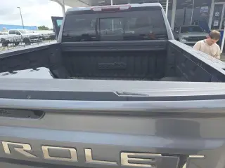 Chevrolet Silverado 1500 2021 4x4 High Country 4dr Crew Cab 5.8 ft. SB