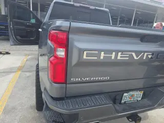 Chevrolet Silverado 1500 2021 4x4 High Country 4dr Crew Cab 5.8 ft. SB