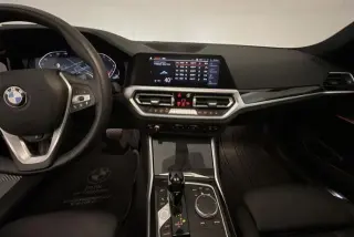 Sedán BMW Serie 3 2020 AWD 330i xDrive 4 puertas