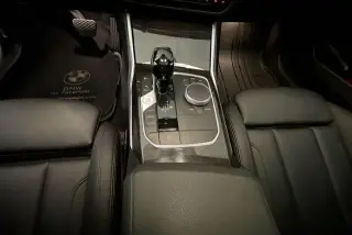 Sedán BMW Serie 3 2020 AWD 330i xDrive 4 puertas