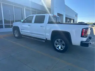 GMC Sierra 1500 2018 4x4 SLT 4dr Crew Cab 5.8 ft. SB
